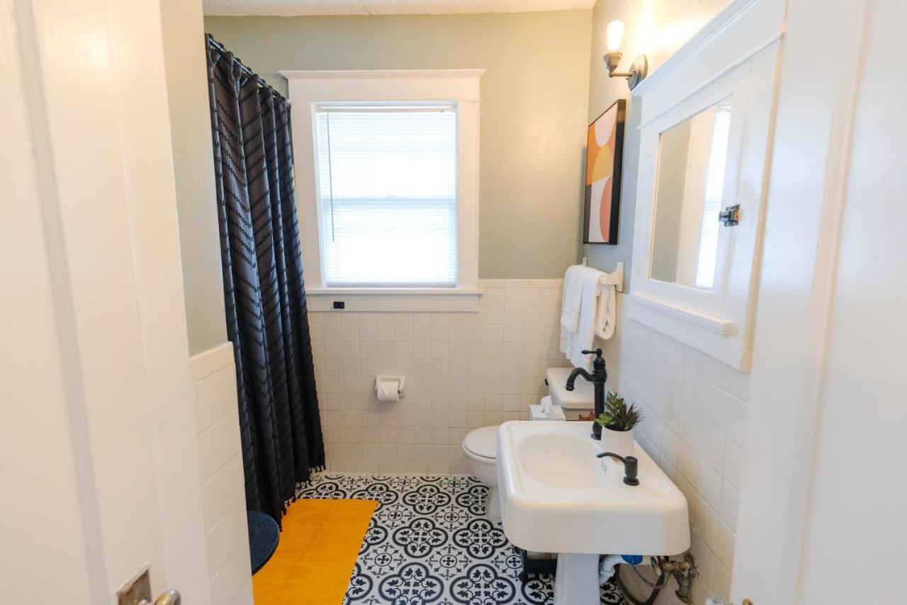 Historic Revival 2Br Midtown Memphis Free Parking Fast Wifi Free Parking Yes Pets Villa Eksteriør bilde